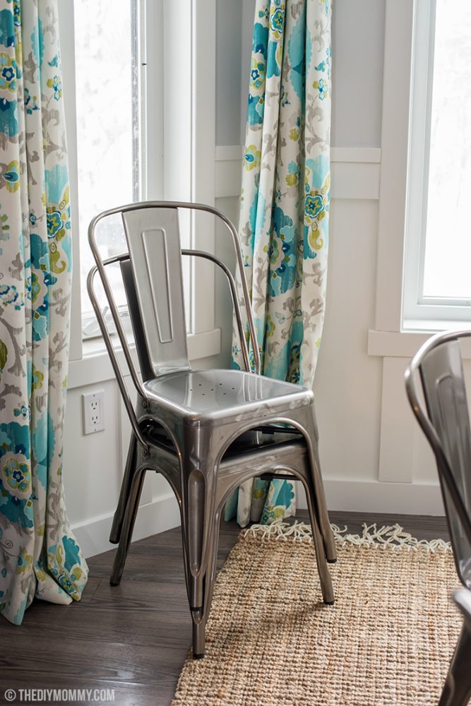 Colorful Farmhouse Breakfast Nook